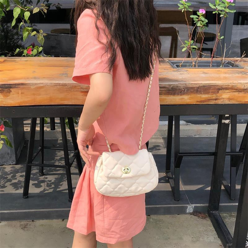 Wholesale Messenger Diamond Cloud Bag Chain PU Small Square Bag